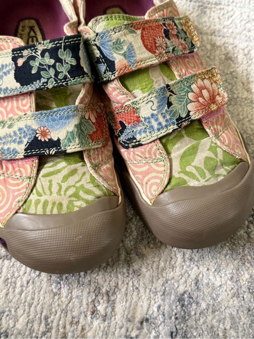KEEN Women's Sula Floral Pattern Hook-and-Loop Sneakers Multicolor - Picture 12 of 15